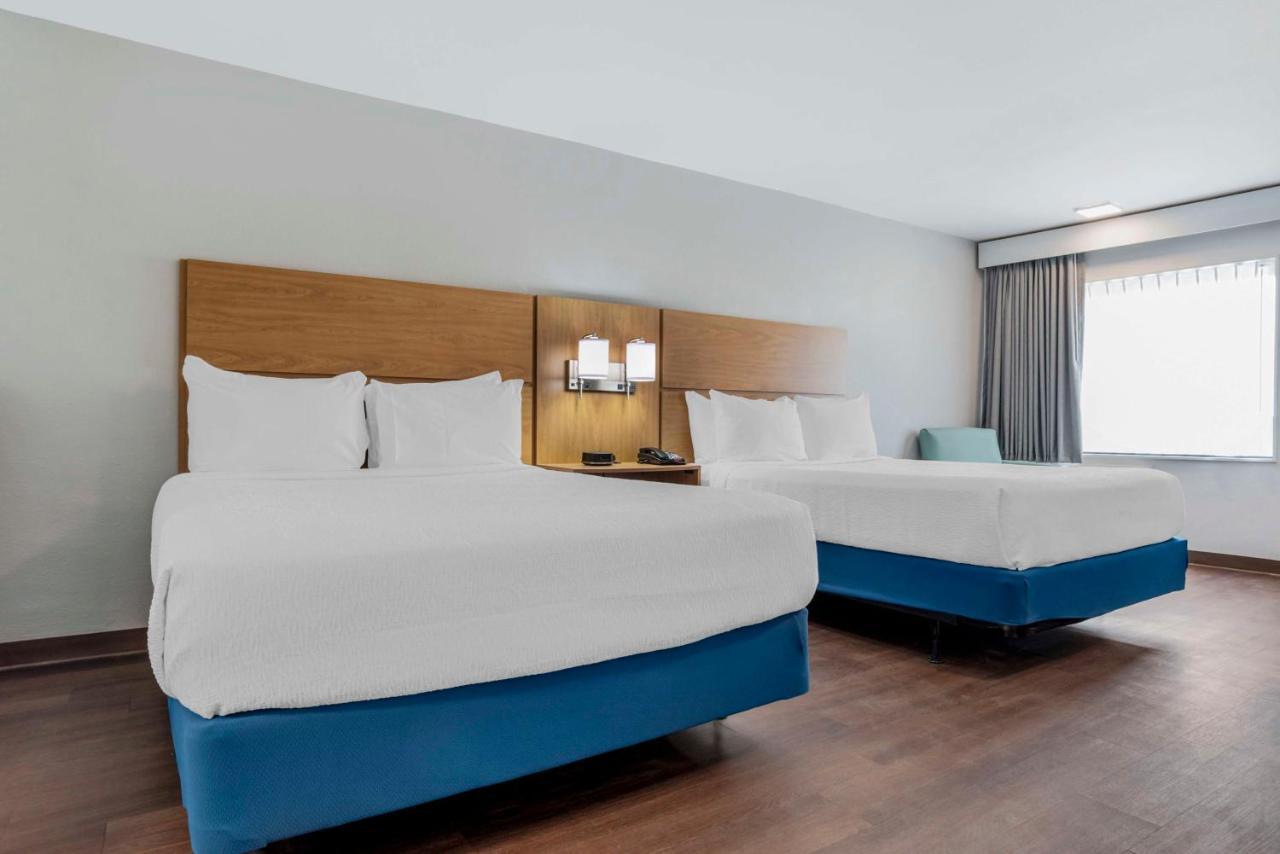 Chateau Beachfront Hotel, A By The Sea Resort Panama City Beach Bagian luar foto