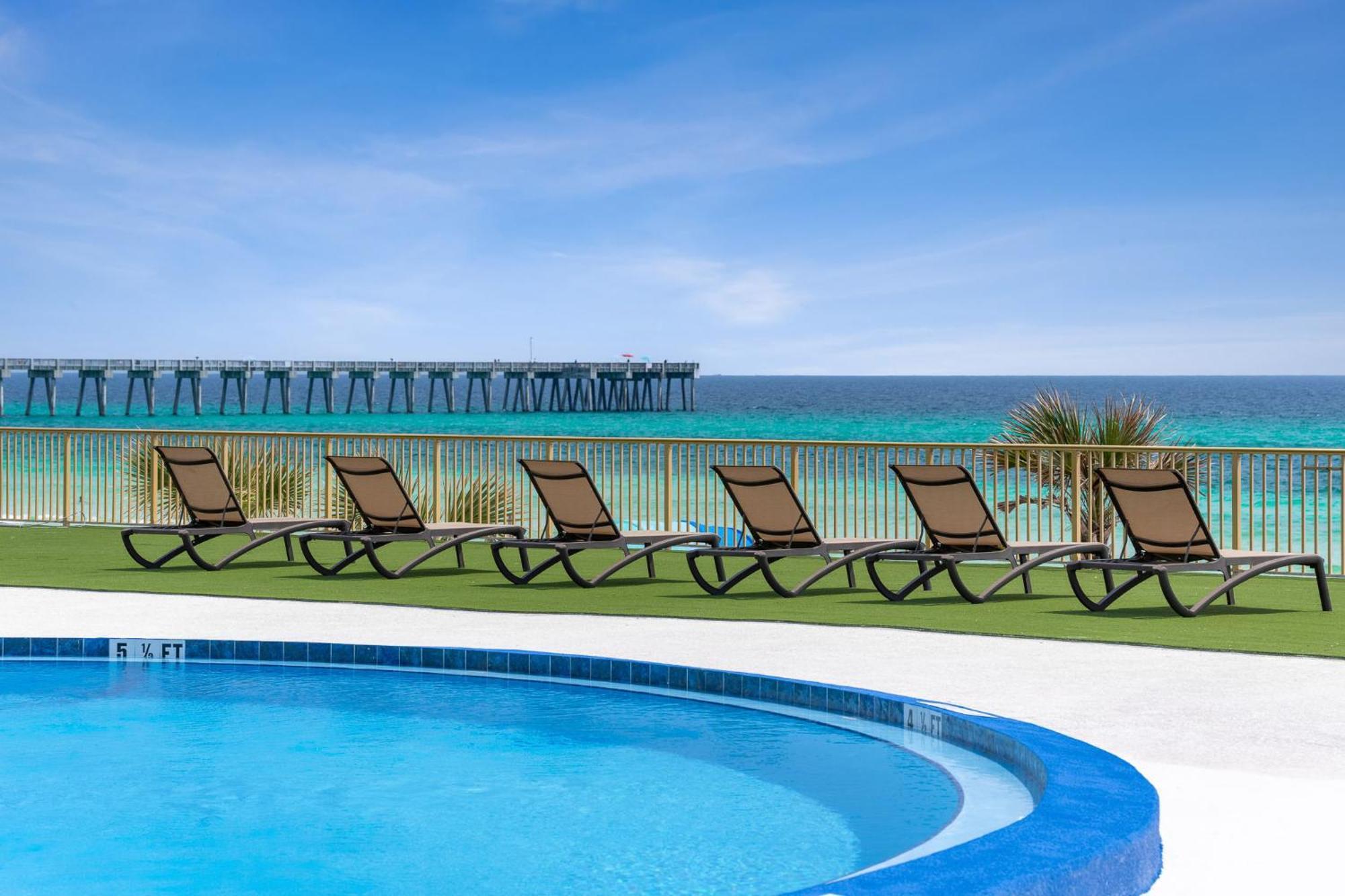 Chateau Beachfront Hotel, A By The Sea Resort Panama City Beach Bagian luar foto
