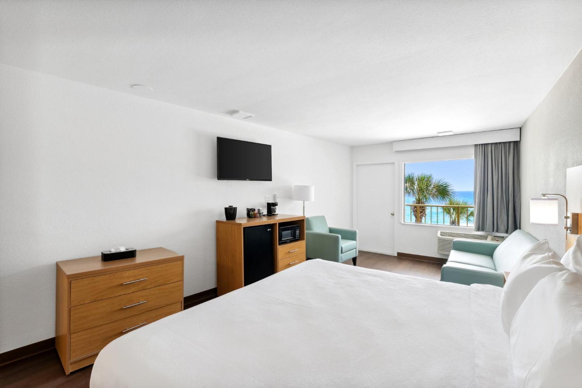 Chateau Beachfront Hotel, A By The Sea Resort Panama City Beach Bagian luar foto